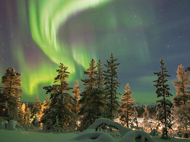 2 notti sotto l'aurora boreale in Svezia e giro in slitta trainata dai cani