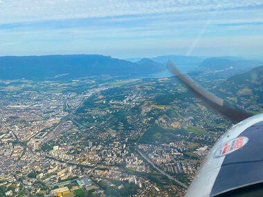 Pilotaggio di un ultraleggero per 2 vicino a Grenoble (40min)