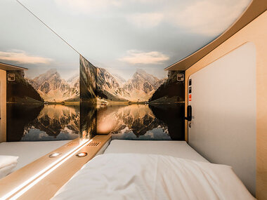 Übernachtung in einer Swiss Capsule™ in Zürich für 2 Personen