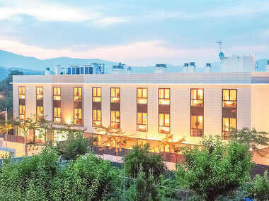 Escapada a Sant Pere de Ribes: 2 noches y desayuno en el Hotel Desitges 4* para 2