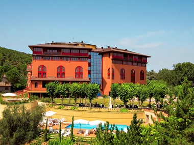 Benessere di coppia a Chianciano Terme: 1 notte in hotel 4* con cena e accesso Spa