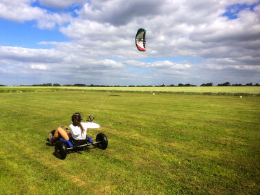 Cours de kitesurf ou de kitebuggy de 2h pour 2 personnes