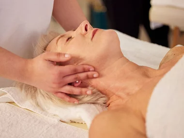 Anti-Aging-Gesichtsbehandlung mit Massage in Kiel für 1 Person