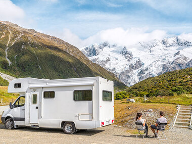 Romantische Wohnwagen-Expedition für 2 in Deutschland