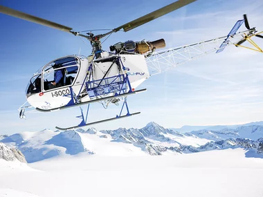 Esclusivo tour in elicottero a scelta sulle Dolomiti, Roma, Monte Bianco o Costiera Amalfitana