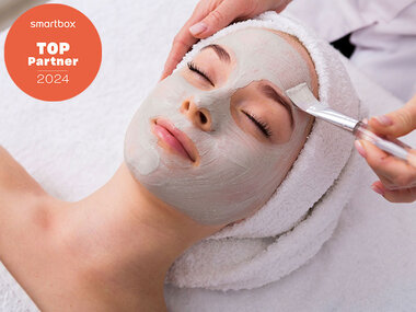 Ansigtsbehandling med hudanalyse hos Hudplejecentret for 1