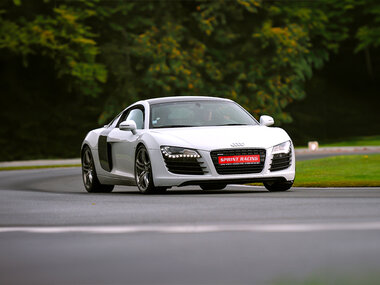 3 rondes als piloot in een Audi R8 V10 in Mettet