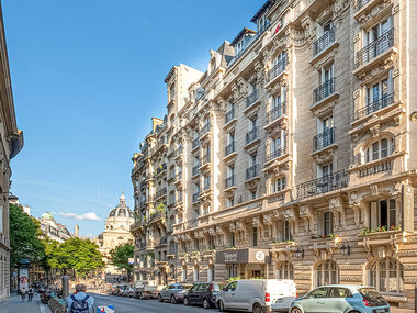 Séjour de 2 jours en hôtel 4* avec champagne dans le Quartier latin à Paris