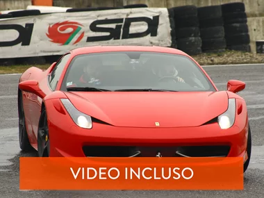 3 giri su una Ferrari 458 con video sul Circuito Internazionale di Busca in Piemonte