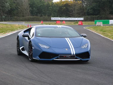 2 giri su Lamborghini Huracán Avio sul Circuito Internazionale di Busca in Piemonte