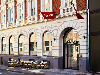 Övernattning & frukost på Scandic Aarhus City för 2