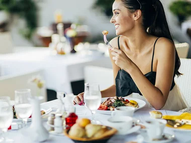 Raffinata cena in Svizzera per una mamma gourmet che se ne intende