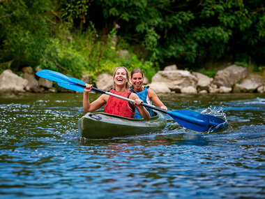 Randonnées en kayak entre amis en Belgique