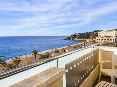 URH Hotel Excelsior, Lloret de Mar: 1 noche, desayuno y copa de cava