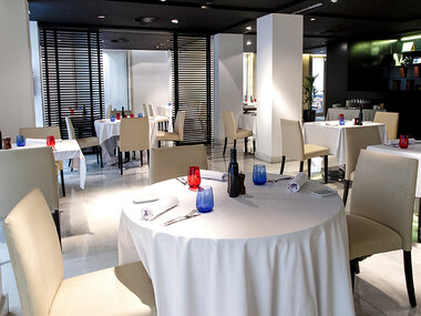 Hospes Amérigo, Alicante: menú degustación de 5 platos con vino para 2