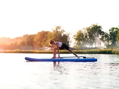 Yoga på paddleboard med Outdoor Adventures for 1