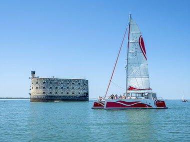 Croisière romantique en catamaran au fort Boyard avec champagne pour 2