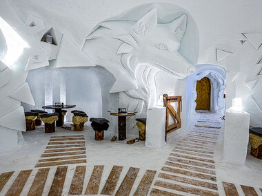 Aussergewöhnliche Übernachtung im Iglu bei Innsbruck mit Abendessen und Schneeschuhwanderung