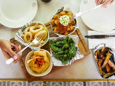 Casa Carmen Restaurant, Muelle Uno: 1 menú especial para 2 personas