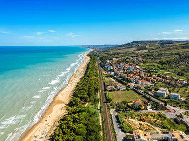 Volo in ultraleggero ULM Tecnam P92 sulla costa adriatica tra l’Abruzzo e le Marche per 2