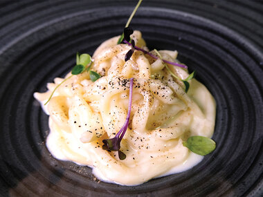 Cena d'eccellenza di 6 portate con vino presso il rinomato Ristorante Particolare di Siena