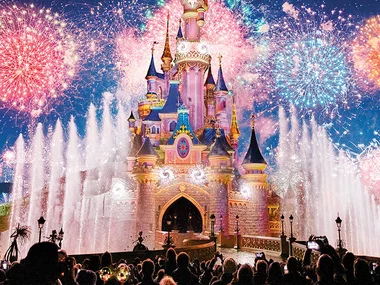 Disneyland® Paris Ticket für 2 Erwachsene und 2 Kinder (2 Parks)