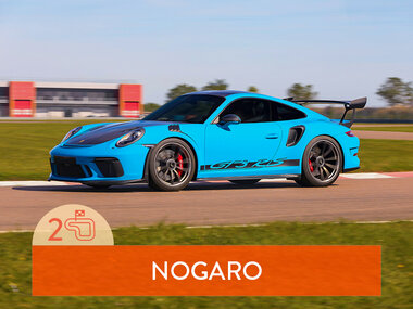 Stage de pilotage : 2 tours sur le circuit de Nogaro en Porsche 991 GT3 RS