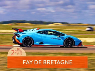 Stage de pilotage : 2 tours sur le circuit de Fay de Bretagne en Lamborghini Huracán STO