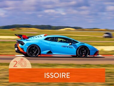 Stage de pilotage : 2 tours sur le circuit d'Issoire en Lamborghini Huracán STO