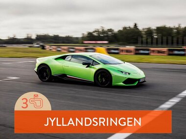 Kör sportbil: 3 varv i Lamborghini på Jyllandsringen