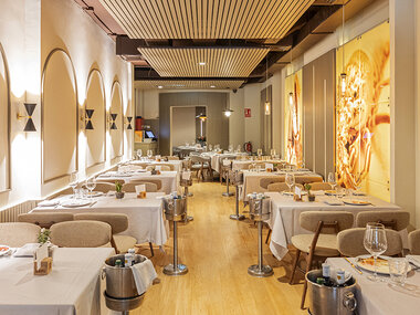 Sabores únicos en El Barril de Recoletos: 1 menú con bebida y postre para 2 personas