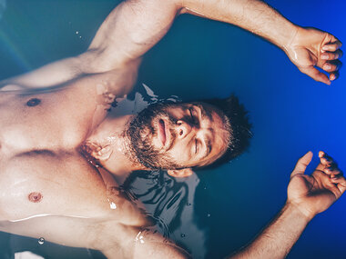 Schwebendes Wellness-Erlebnis: Floating-Session in Zürich für 1 Person