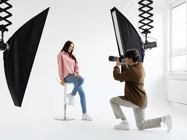 1 Stunde professionelles Indoor-Fotoshooting in Augsburg nach Wahl