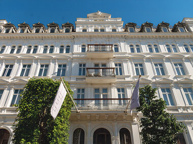 Övernattning med frukost på Elite Hotel Mollberg för 2