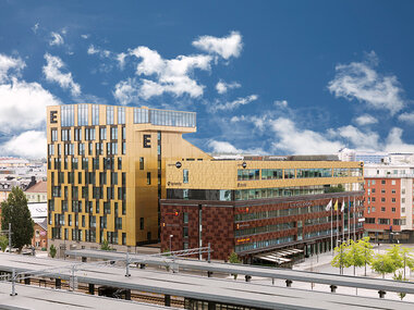 Övernattning med frukost på Elite Hotel Academia för 2