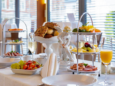 Sonntagsfrühstück in einer Porzellan-Manufaktur in Meissen