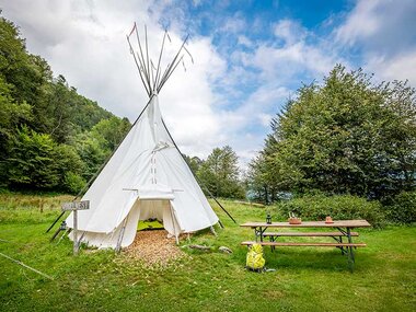 Ungewöhnliches Erlebnis: 1 Übernachtung im Tipi in Meiringen
