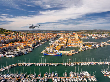 Vol en hélicoptère de 30 min au-dessus de Sète et ses environs