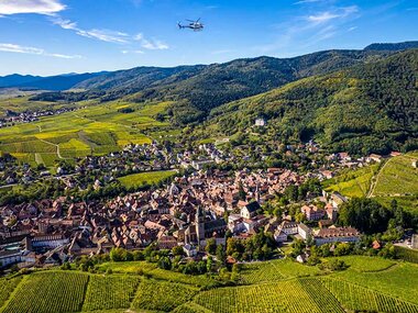 Vol en hélicoptère de 30 min au-dessus de Colmar et ses environs