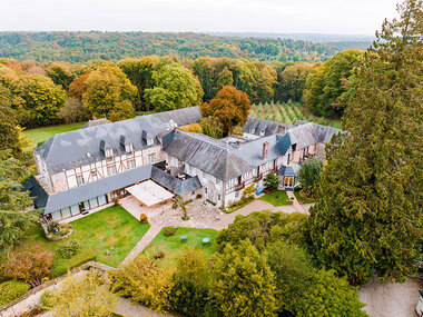 Adresses primées : menu 7 plats au restaurant Manoir du Lys à Bagnoles-de-l'Orne