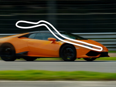 Stage de pilotage : 3 à 5 tours au volant d'une voiture de course sur le circuit de Montlhéry