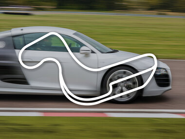 Stage de pilotage : 3 à 5 tours au volant d'une voiture de course sur le circuit de Lohéac