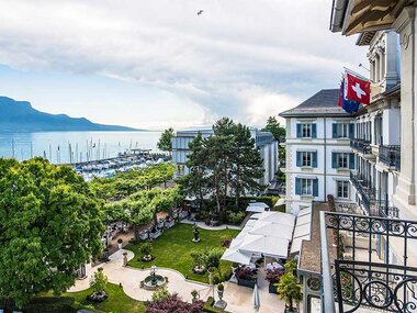 Exklusive Übernachtung zu zweit mit Zugang zum Spa im Grand Hôtel du Lac