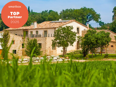 ¡En calma! 1 noche con desayuno en el Hotel Masía Can Clotas