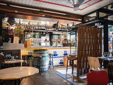 Can Ramonet: menú marinero para 2 personas en la taberna más antigua de Barcelona