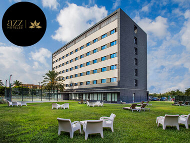 AZZ Valencia Táctica 4*: 2 noches con desayuno para 2 personas