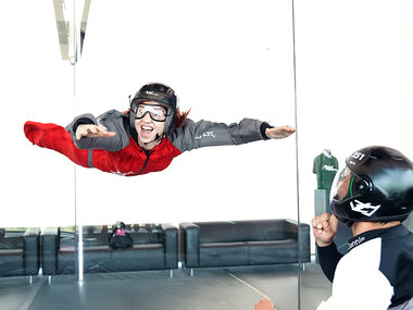 Sensazione del volo indoor ogni giorno con Aero Gravity vicino a Milano