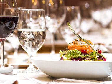 Natale di gusto: cena gourmet da 3 a 6 portate