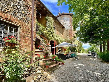 Relax e gusto in Toscana: 1 notte con cena e performance musicale