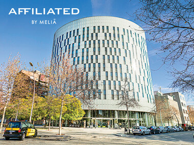 Hotel Barcelona Condal Mar Affiliated by Meliá 4*, Barcelona: 1 noche con desayuno para 2